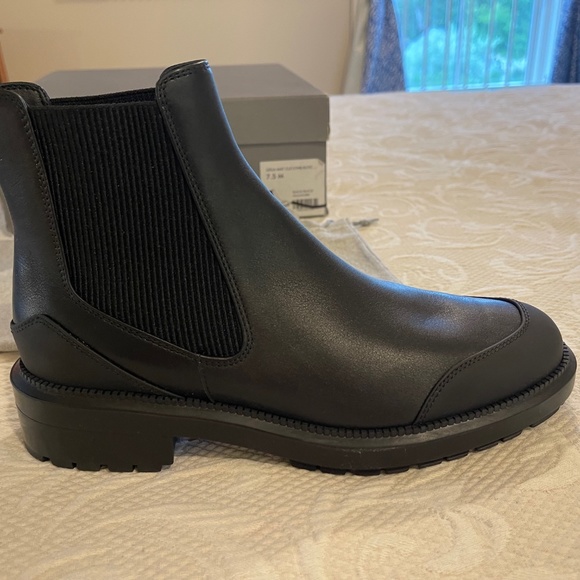 NWB Aquatalia Black Bootie (Leila) size 7.5 - Picture 5 of 14